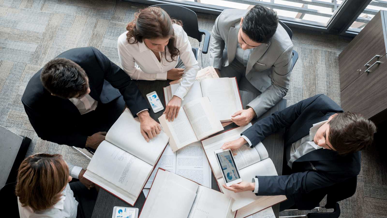 What Really Is The Difference Between Office 365 and Microsoft 365?